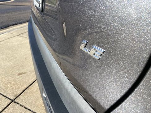 Used 2021 Toyota RAV4 LE image 49