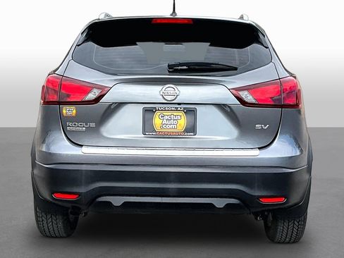 Used 2017 Nissan Rogue Sport SV FWD image 4