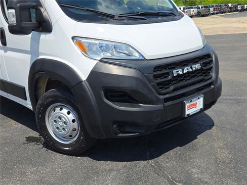 Used 2023 RAM ProMaster 2500 FWD image 2