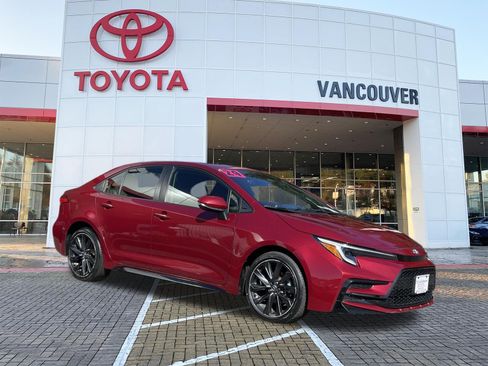 Certified 2024 Toyota Corolla SE w/ SE Package FWD image 1