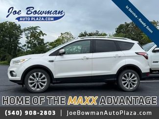 Used 2017 Ford Escape Titanium AWD/4WD video 1