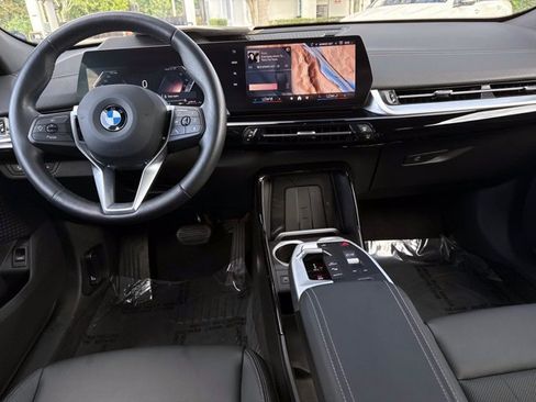 Used 2026 BMW X2 xDrive28i AWD/4WD image 17