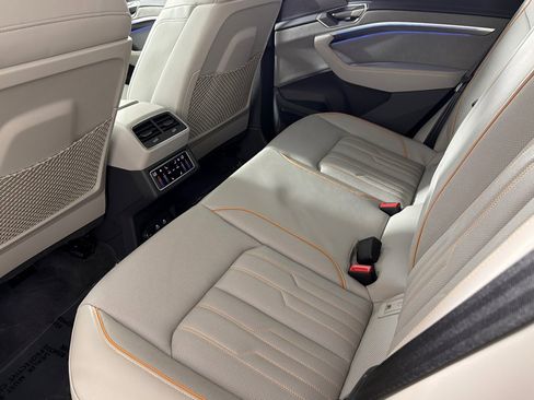 Certified 2024 Audi Q8 e-tron Prestige image 11