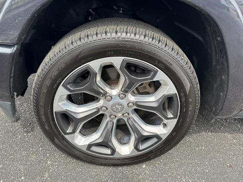 Used 2020 RAM 1500 Limited image 7