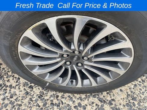 Used 2020 Lincoln Aviator Reserve w/ Elements Package Plus AWD/4WD image 9