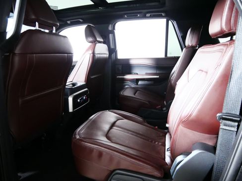 Used 2023 Ford Expedition Max Limited AWD/4WD image 32