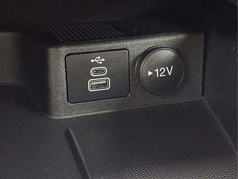 Certified 2024 Ford Escape Active w/ Cold Weather Package FWD image 17