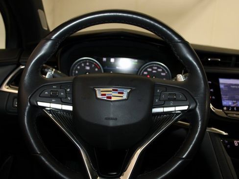 Certified 2024 Cadillac XT6 Sport w/ Technology Package image 25