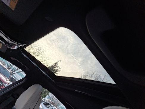 New 2024 Mercedes-Benz C 300 4MATIC Sedan image 14