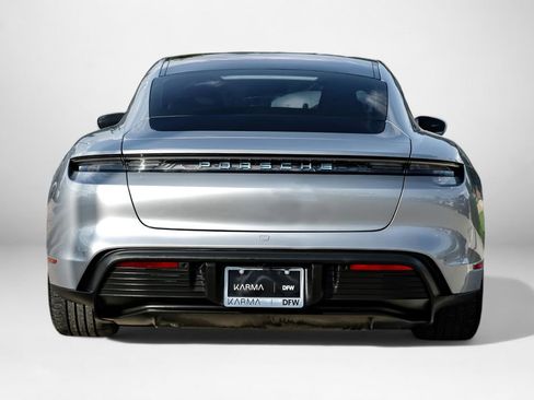 Used 2022 Porsche Taycan RWD image 7