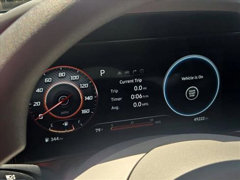 Used 2024 Hyundai Elantra SEL image 11