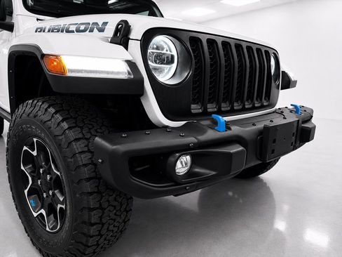 Used 2022 Jeep Wrangler Unlimited Rubicon 4xe w/ Steel Bumper Group AWD/4WD image 12