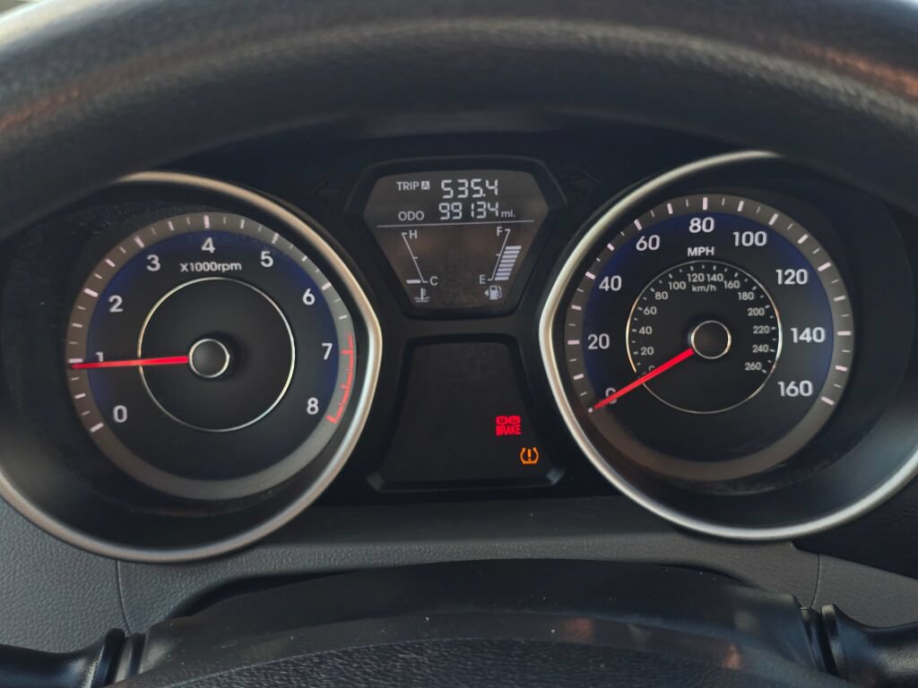 Used 2013 Hyundai Elantra GLS FWD image 21