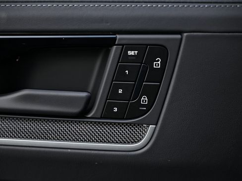 New 2026 Porsche Cayenne Turbo image 19