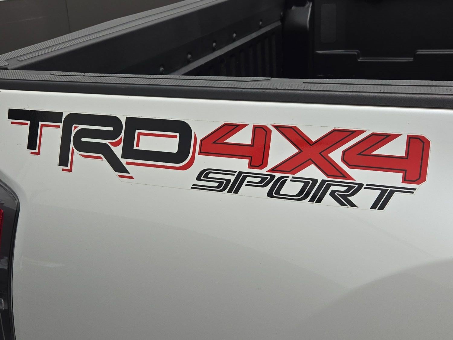 Certified 2022 Toyota Tacoma TRD Sport w/ Technology Package AWD/4WD image 34