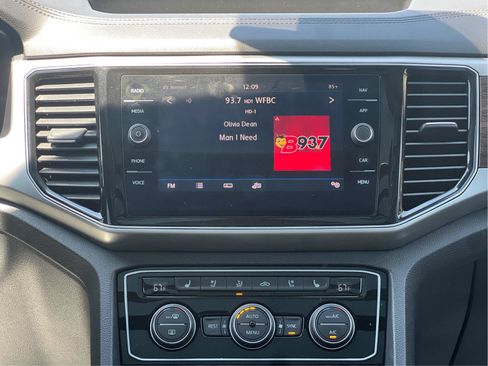 Used 2019 Volkswagen Atlas SEL Premium AWD/4WD image 12