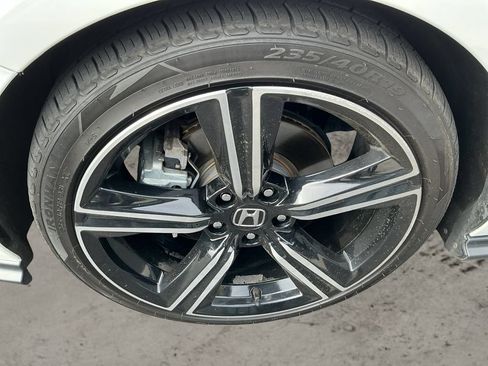 Used 2024 Honda Accord Sport image 9
