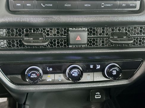Used 2025 Honda HR-V LX image 22