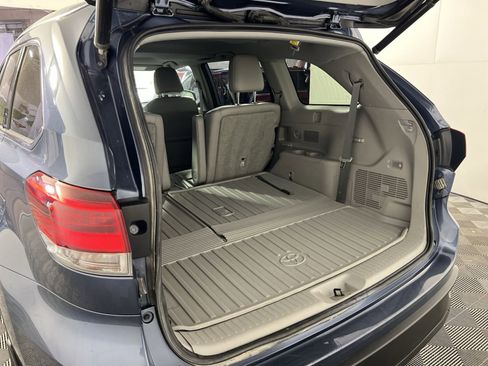 Used 2019 Toyota Highlander XLE AWD/4WD image 27