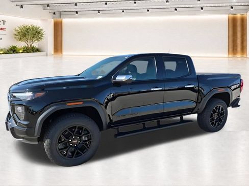 New 2026 GMC Canyon Denali w/ LPO, Denali Black Edition AWD/4WD image 5