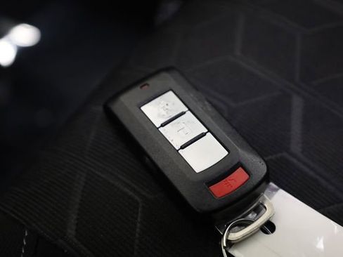 Used 2020 Mitsubishi Outlander Sport SE FWD image 31