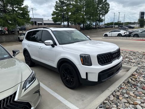 Certified 2023 Kia Telluride EX X-Line AWD/4WD image 3