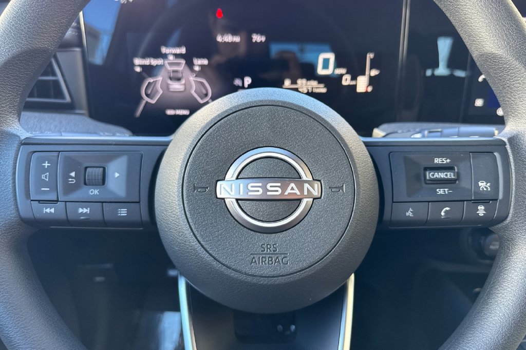 Used 2026 Nissan Kicks SV FWD image 22