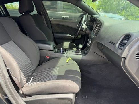 Used 2022 Dodge Charger R/T w/ Blacktop Package RWD image 5