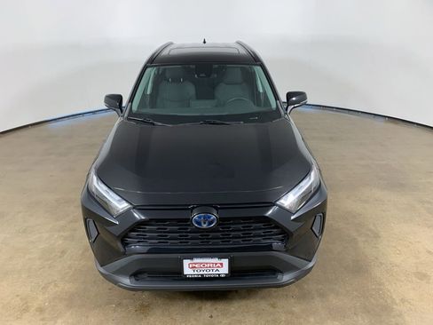 Used 2023 Toyota RAV4 XLE w/ Convenience Package AWD/4WD image 4