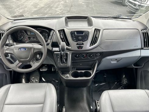 Used 2018 Ford Transit 250 148 Medium Roof RWD image 19