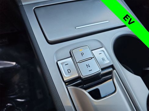 Certified 2023 Hyundai Kona SEL w/ Cargo Package image 21