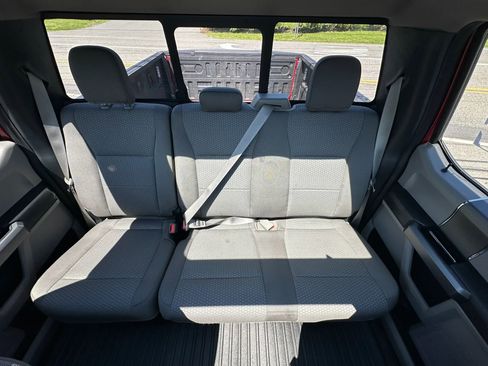 Used 2020 Ford F150 XLT w/ Equipment Group 302A Luxury AWD/4WD image 17