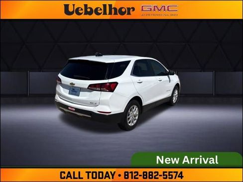 Used 2024 Chevrolet Equinox LT AWD/4WD image 3