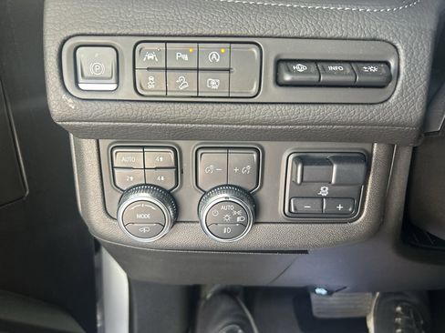 Used 2023 GMC Yukon Denali w/ Max Trailering Package AWD/4WD image 23