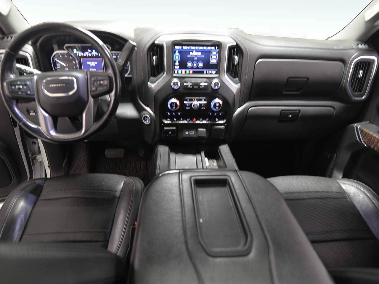 Used 2020 GMC Sierra 1500 Denali w/ Denali Premium Package AWD/4WD image 13