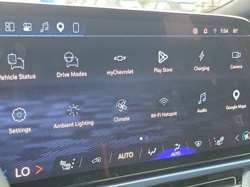 Used 2025 Chevrolet Equinox EV LT FWD image 14
