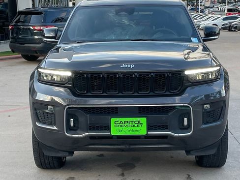 Used 2023 Jeep Grand Cherokee Overland AWD/4WD image 7