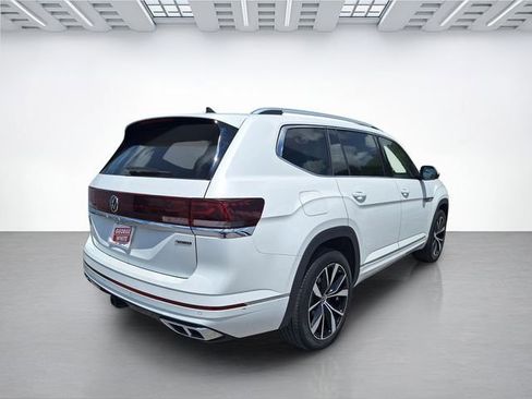 Used 2025 Volkswagen Atlas SEL Premium R-Line AWD/4WD image 4