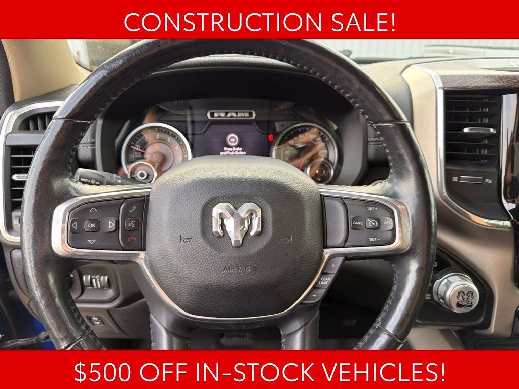 Used 2019 RAM 1500 Laramie AWD/4WD image 17