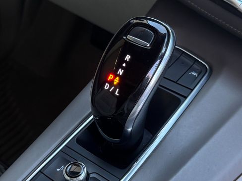 Used 2022 Cadillac Escalade Sport Platinum w/ LPO, ONYX Package image 35