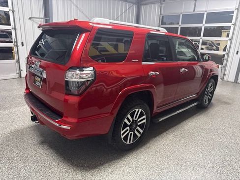 Used 2022 Toyota 4Runner Limited AWD/4WD image 22