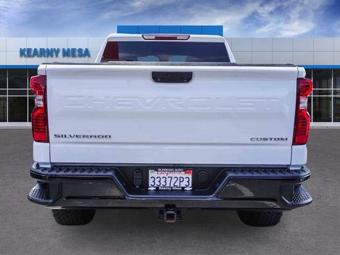 Used 2022 Chevrolet Silverado 1500 Custom Trail Boss AWD/4WD image 5
