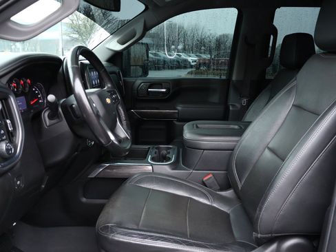 Used 2020 Chevrolet Silverado 3500 LTZ image 10