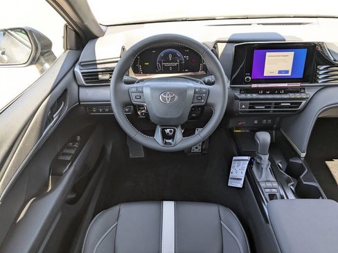New 2026 Toyota Camry SE w/ Convenience Package FWD image 15