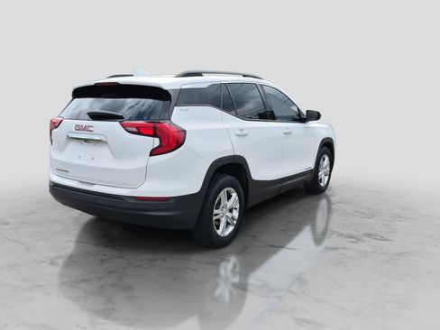 Used 2018 GMC Terrain SLE w/ Driver Convenience Package FWD image 8