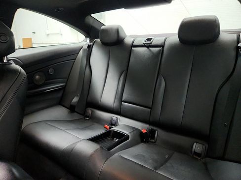 Used 2014 BMW 435i Coupe RWD image 24
