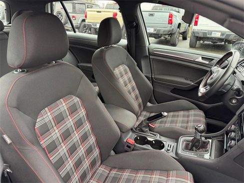 Used 2021 Volkswagen GTI S image 36