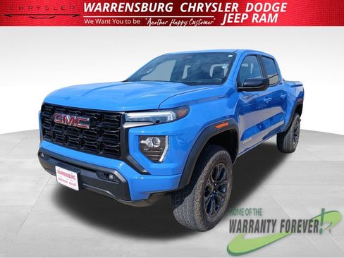 Used 2025 GMC Canyon Elevation w/ Convenience Package AWD/4WD image 8