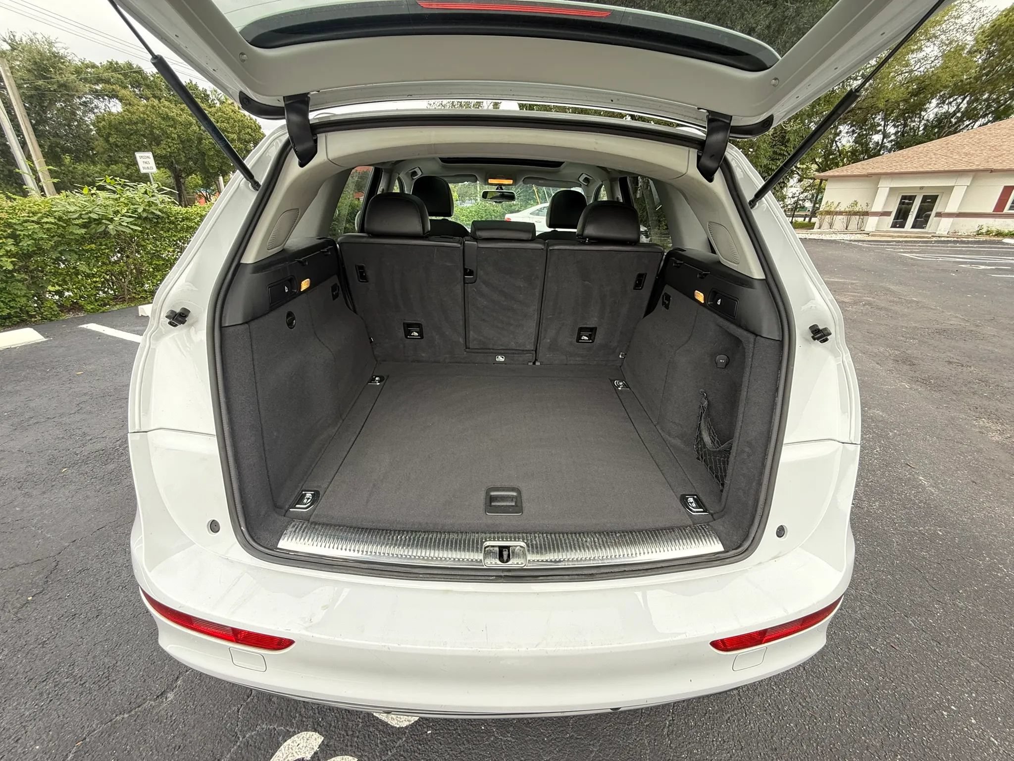 Used 2013 Audi Q5 3.0T Premium Plus AWD/4WD image 9