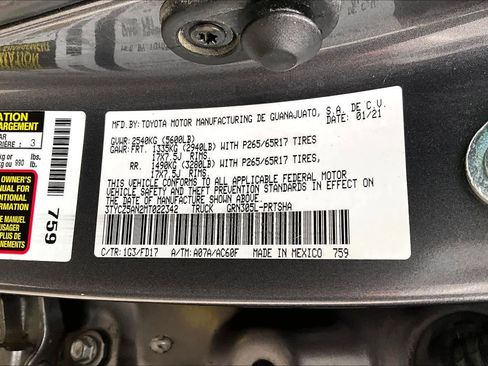 Used 2021 Toyota Tacoma TRD Sport w/ Technology Package image 33